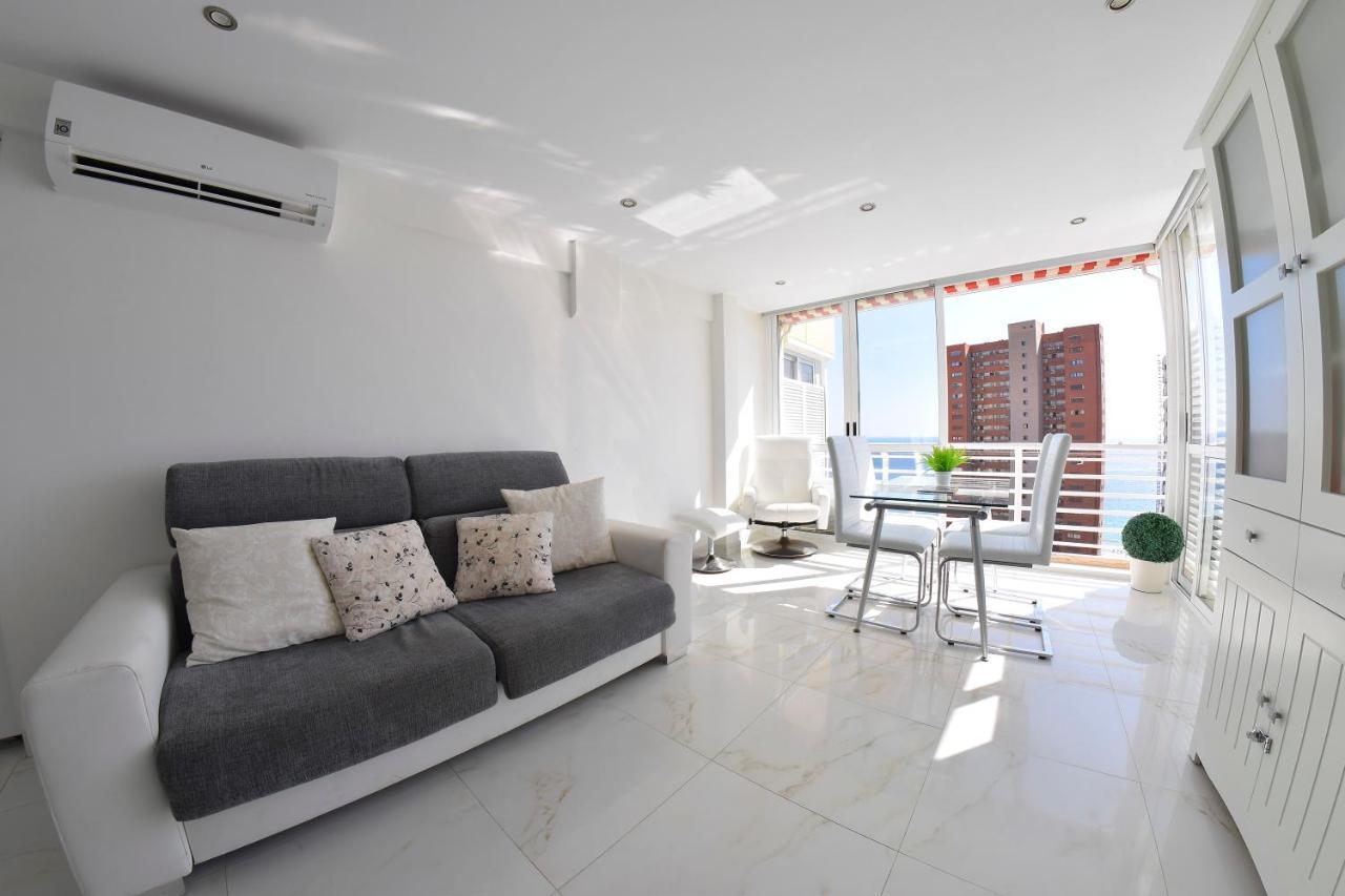 Los Caballos Vip Playa Levante 베니돔 외부 사진