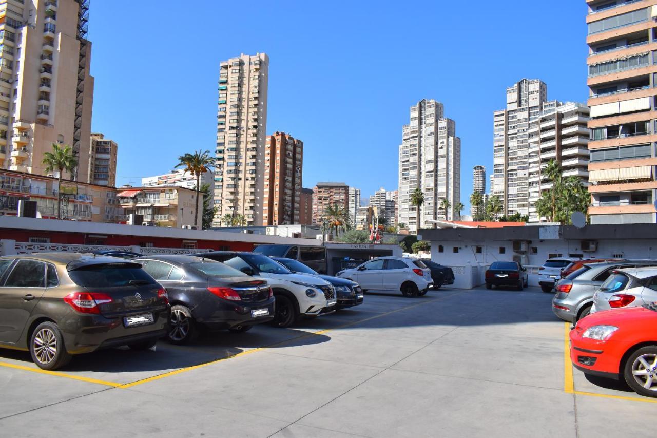Los Caballos Vip Playa Levante 베니돔 외부 사진