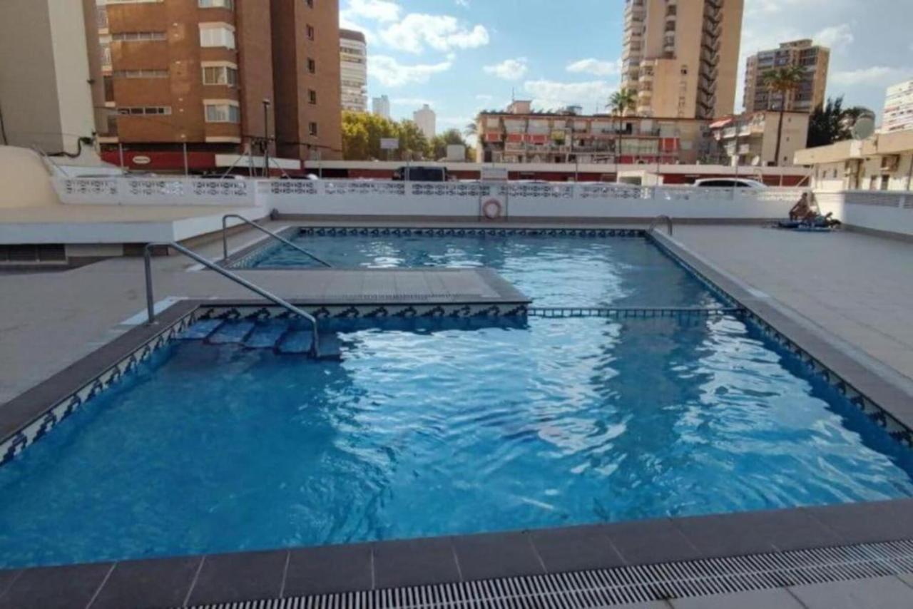 Los Caballos Vip Playa Levante 베니돔 외부 사진