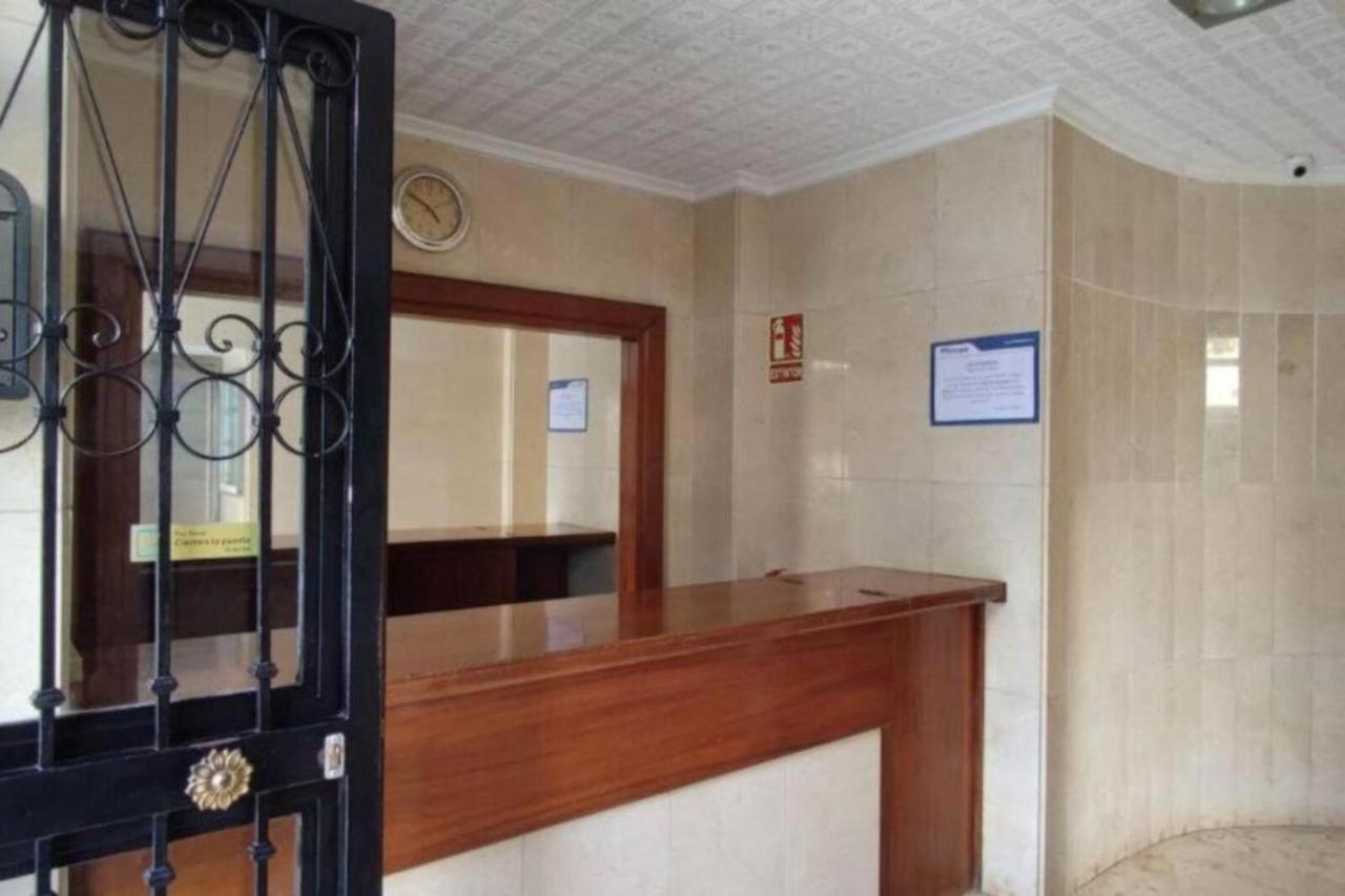 Los Caballos Vip Playa Levante 베니돔 외부 사진